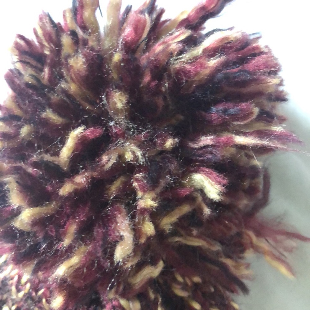 Handmade hat - Picture 3 of 3